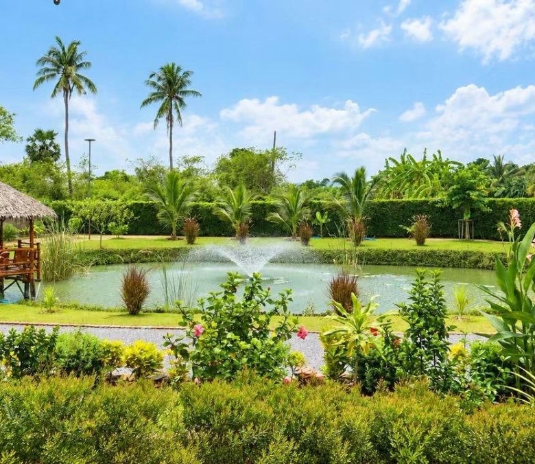Private Home with Garden in Hua Hin Soi 70 for Sale