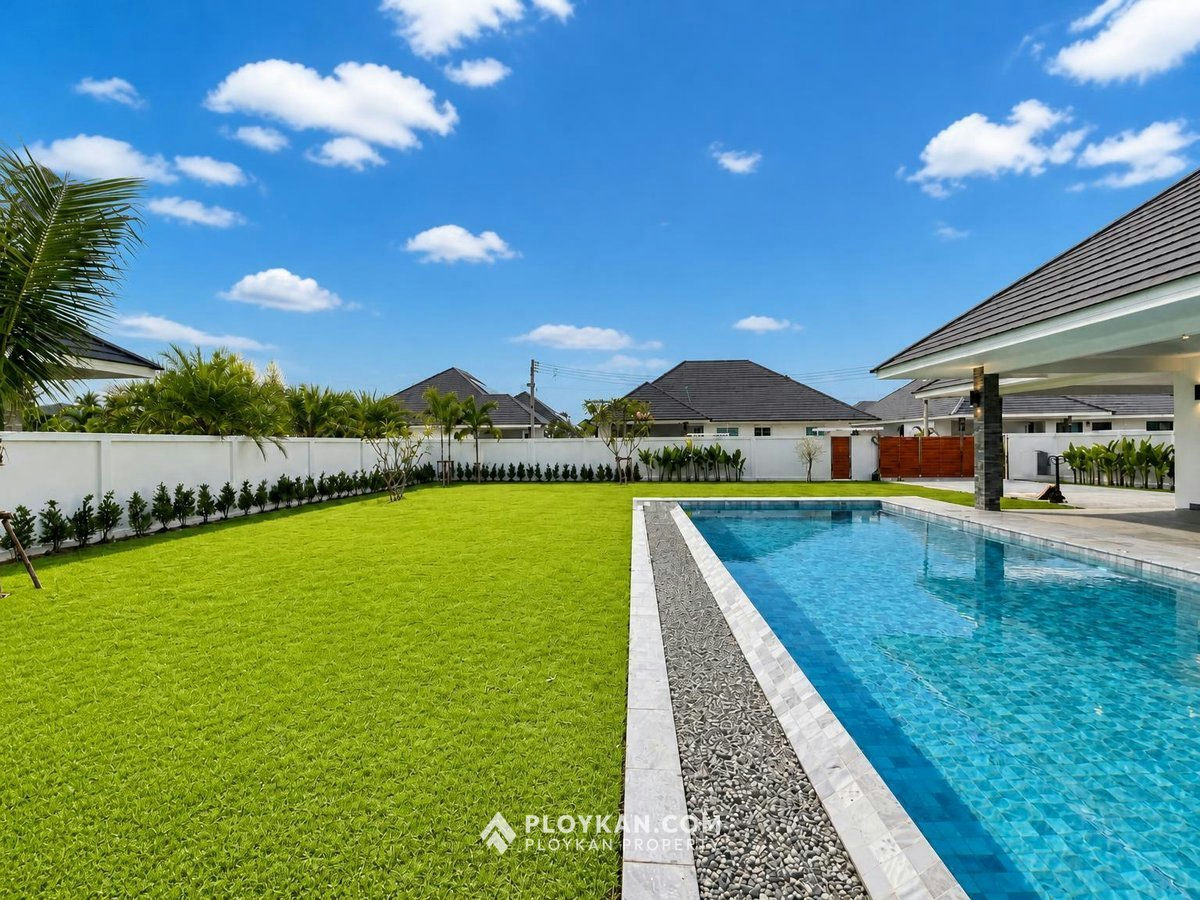 Luxury 3-Bedroom Pool Villa in The Clouds 3, Hin Lek Fai, Hua Hin for Rent