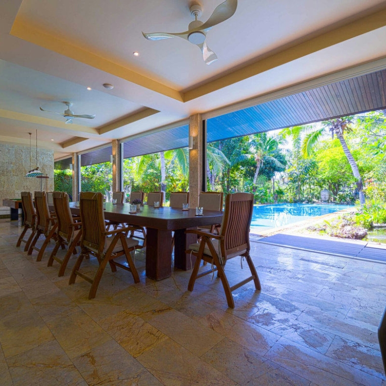 6 Bedroom Villa for Sale in Palm Hills Golf Club, Cha-Am