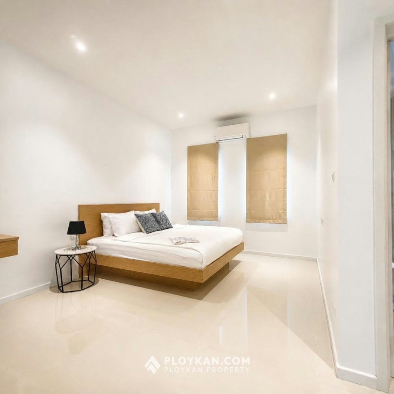 Pet Friendly 3-Bedroom Pool Villa in Aria1 for Rent