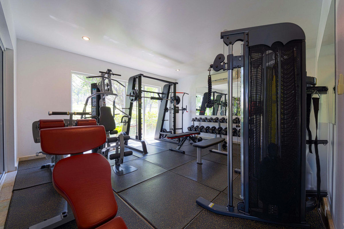 6 Bedroom Villa for Sale in Palm Hills Golf Club, Cha-Am