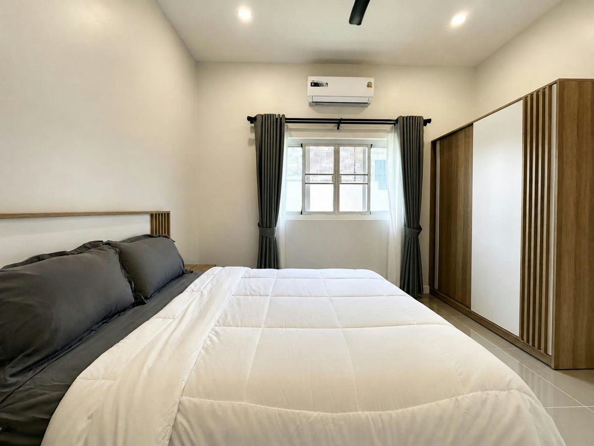 New and Spacious 3-Bedroom Villa for Rent | Hua Hin Soi 112