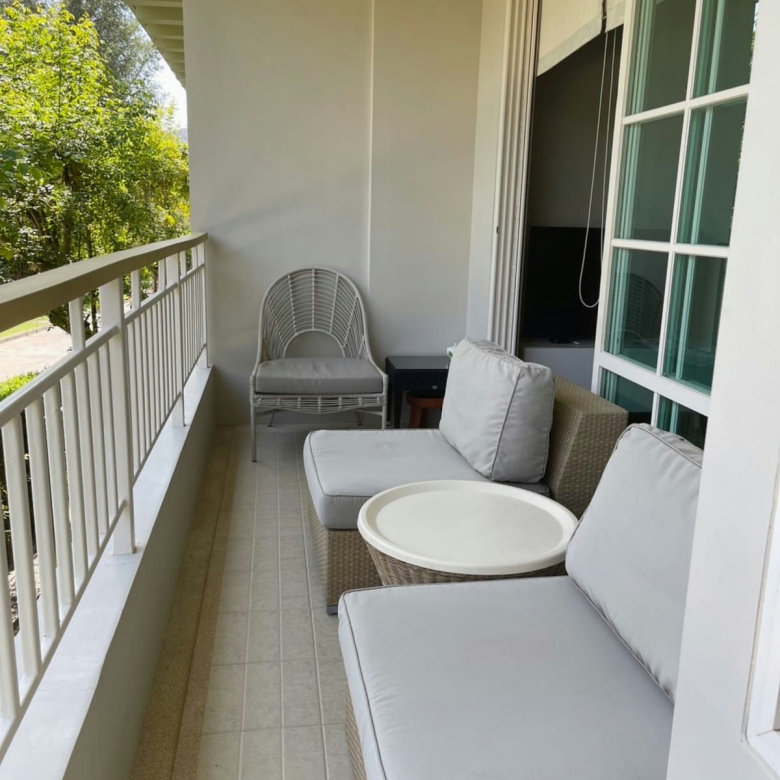 🔥 Price Reduced! – 1 Bedroom Condo with Golf Course View for Sale