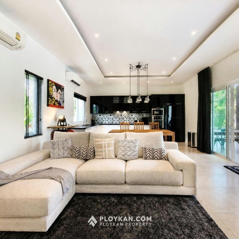 3-Bedroom Pool Villa in Aria 1 for Rent