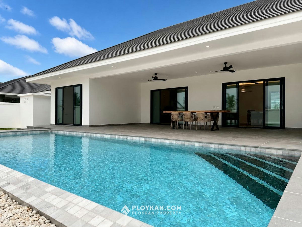 Brand New Modern Luxury Pool Villa for Rent