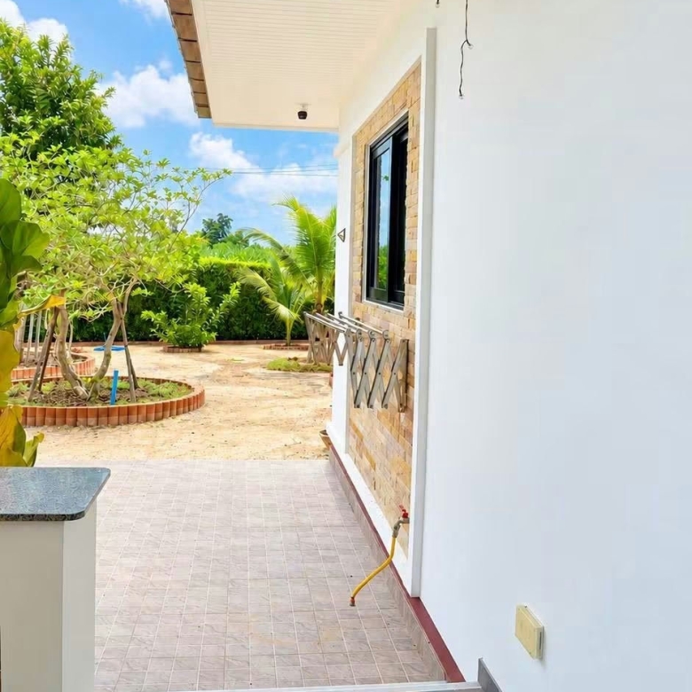 Private Home with Garden in Hua Hin Soi 70 for Sale