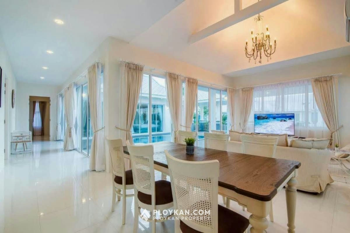 3 Bedroom Pool Villa for Rent in Thap Tai, Hua Hin