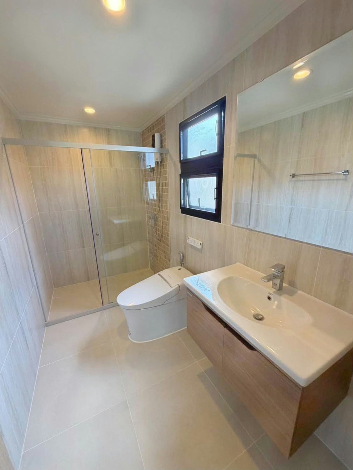 Modern 2-story House for Rent in Supalai Lagoon Hua Hin
