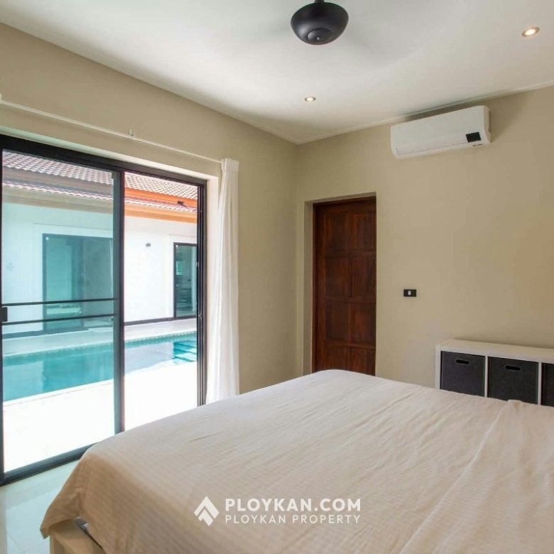 Fully Renovated Pool Villa for sale in Hua Hin Soi 116