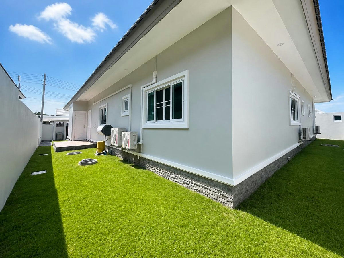 New and Spacious 3-Bedroom Villa for Rent | Hua Hin Soi 112