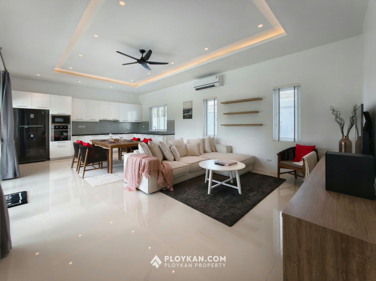 Pool Villa with Beautiful Garden for Rent in Hua Hin