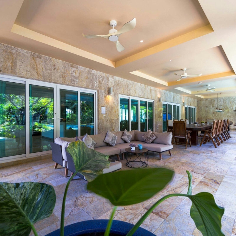 6 Bedroom Villa for Sale in Palm Hills Golf Club, Cha-Am