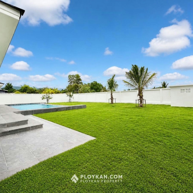 Brand New Modern Luxury Pool Villa for Rent