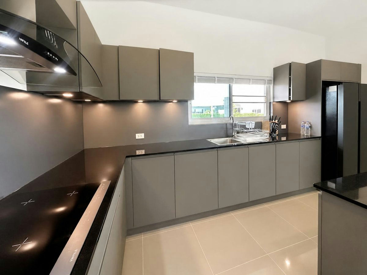 New and Spacious 3-Bedroom Villa for Rent | Hua Hin Soi 112