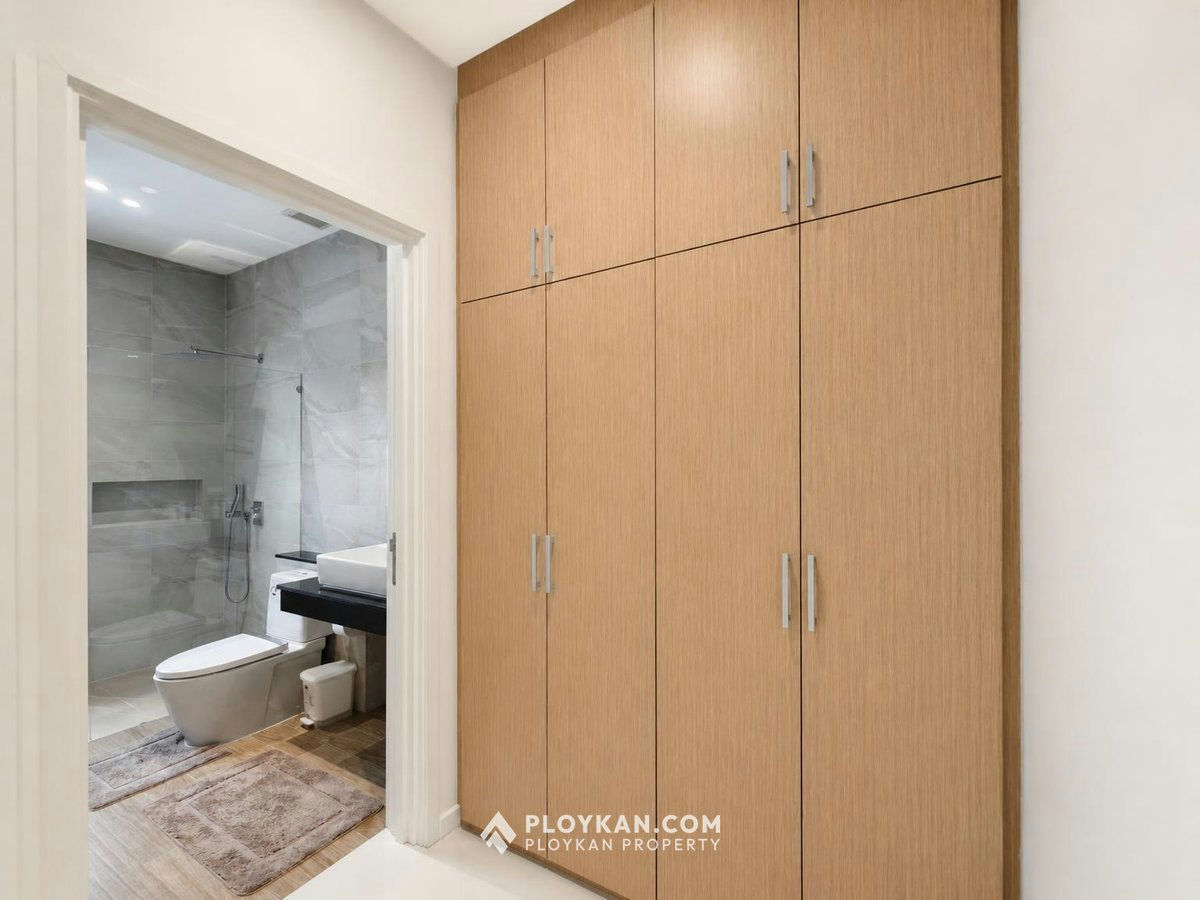 Pet Friendly 3-Bedroom Pool Villa in Aria1 for Rent