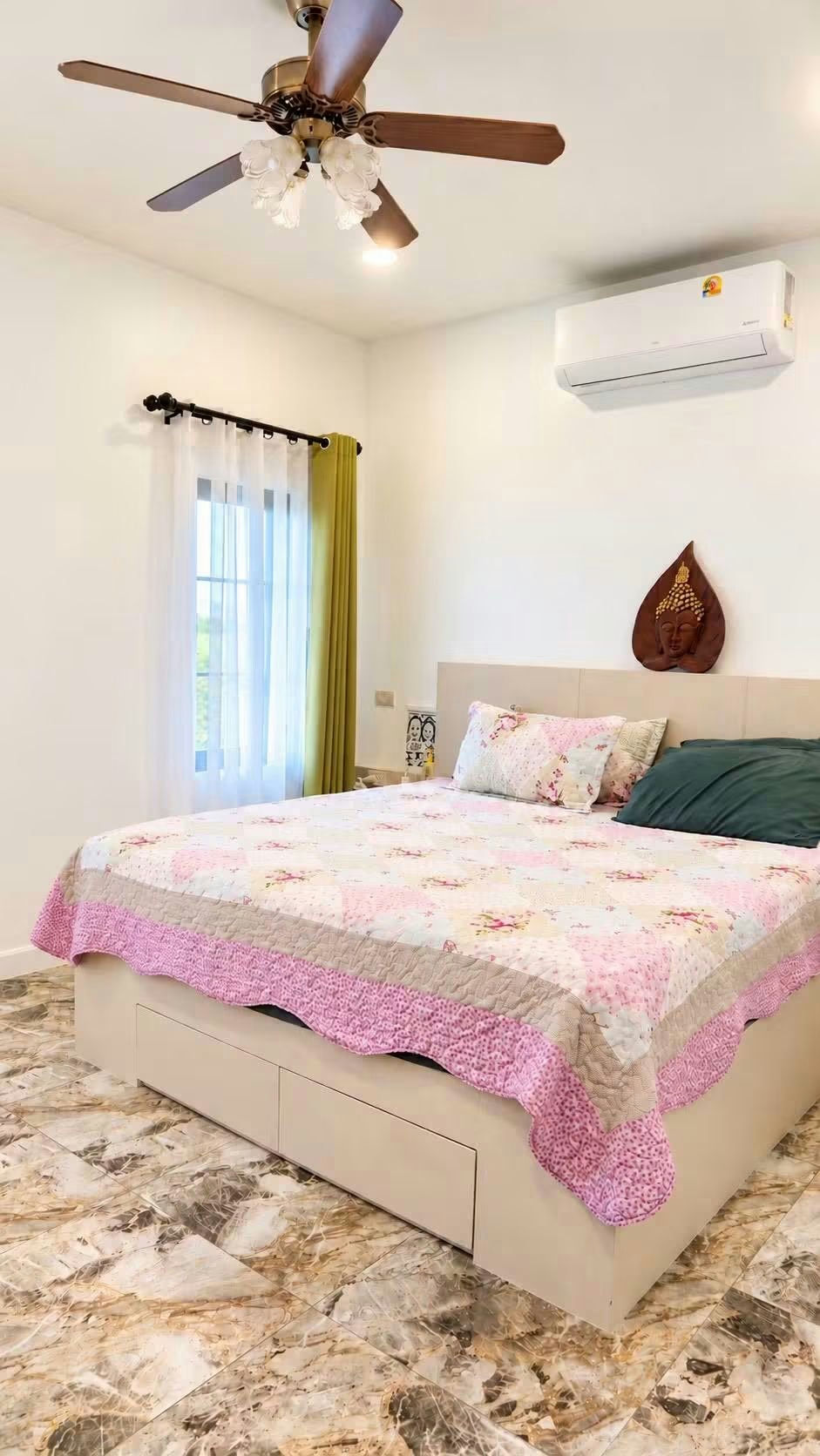 Private Home with Garden in Hua Hin Soi 70 for Sale