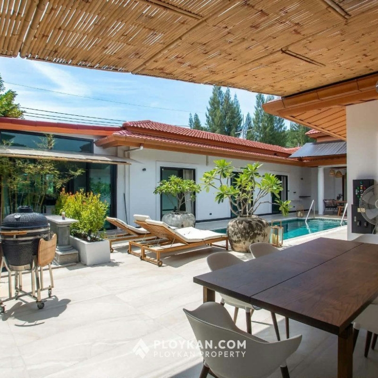 Fully Renovated Pool Villa for sale in Hua Hin Soi 116
