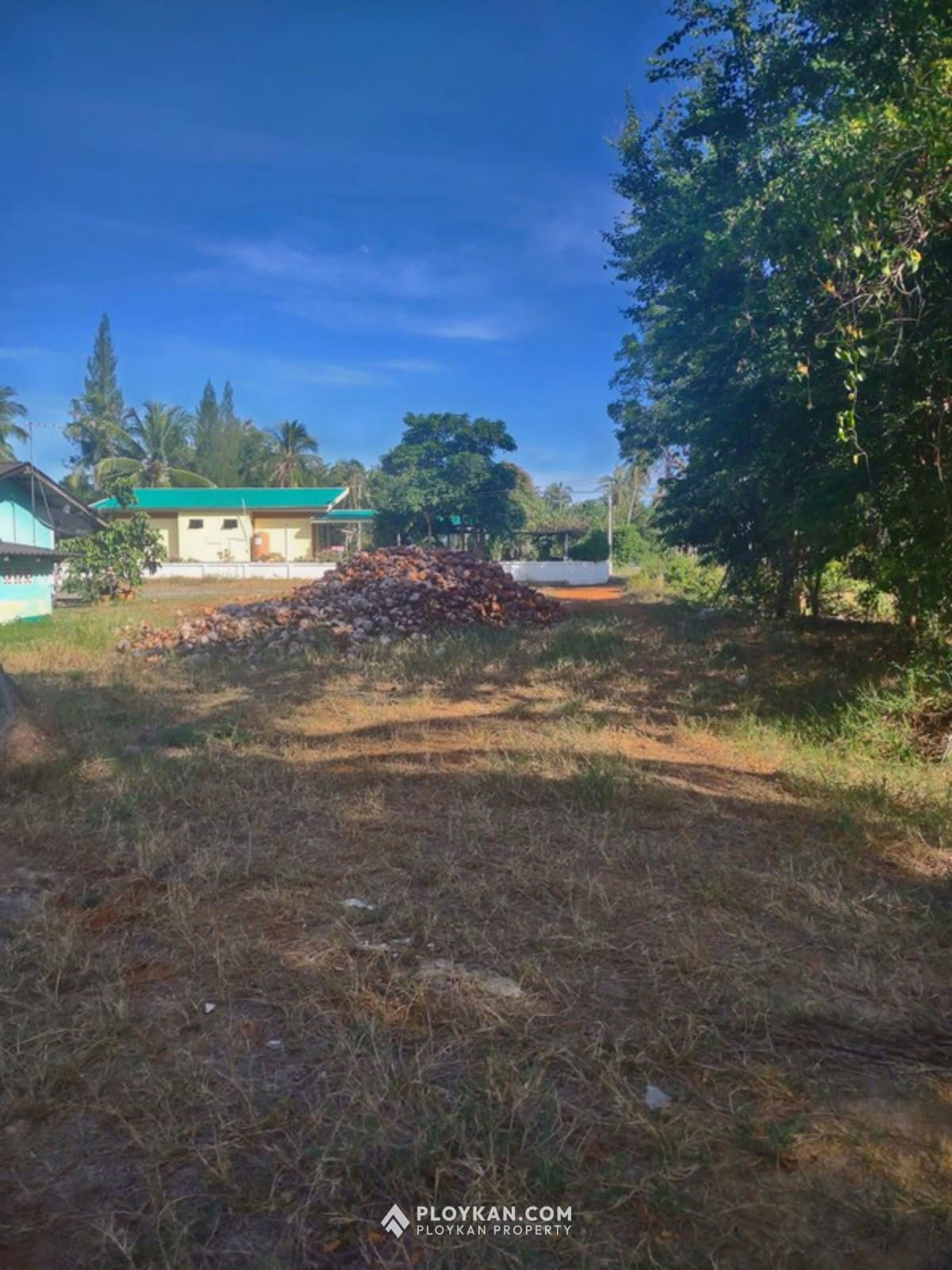 Last Plot Available Near the Sea in Kuiburi