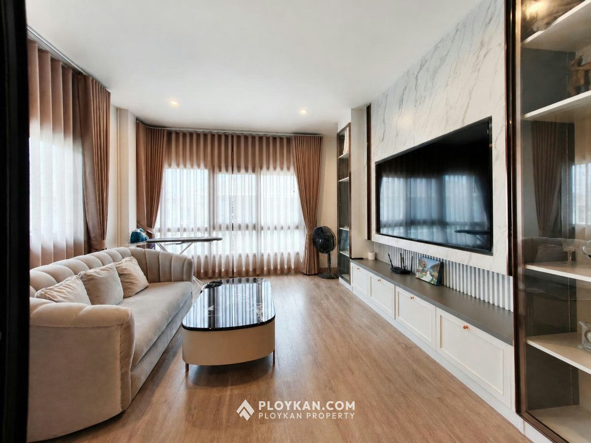 Spacious 4-Bedroom House in Supalai Ville, Hin Lek Fai for Rent