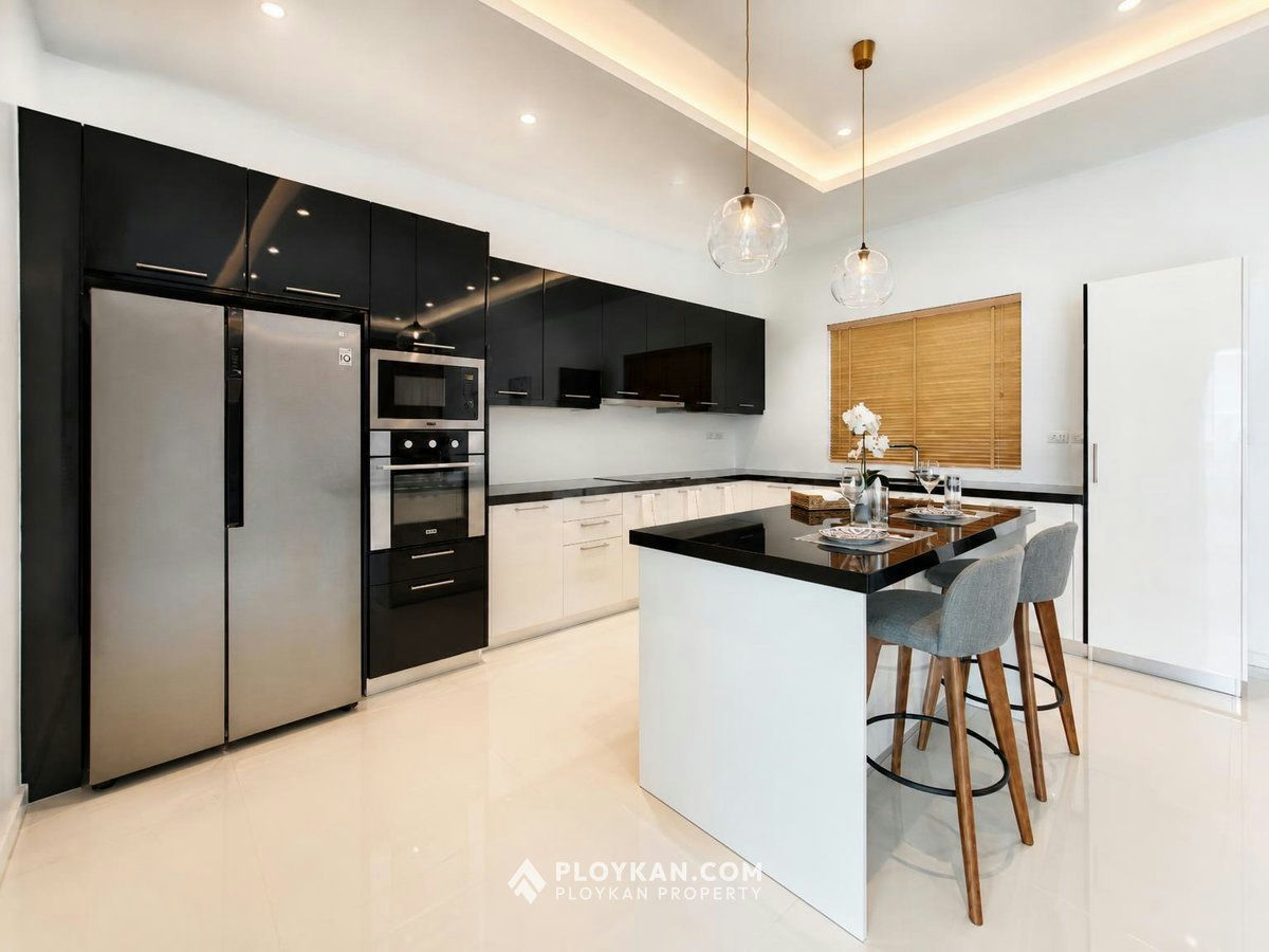 Pet Friendly 3-Bedroom Pool Villa in Aria1 for Rent
