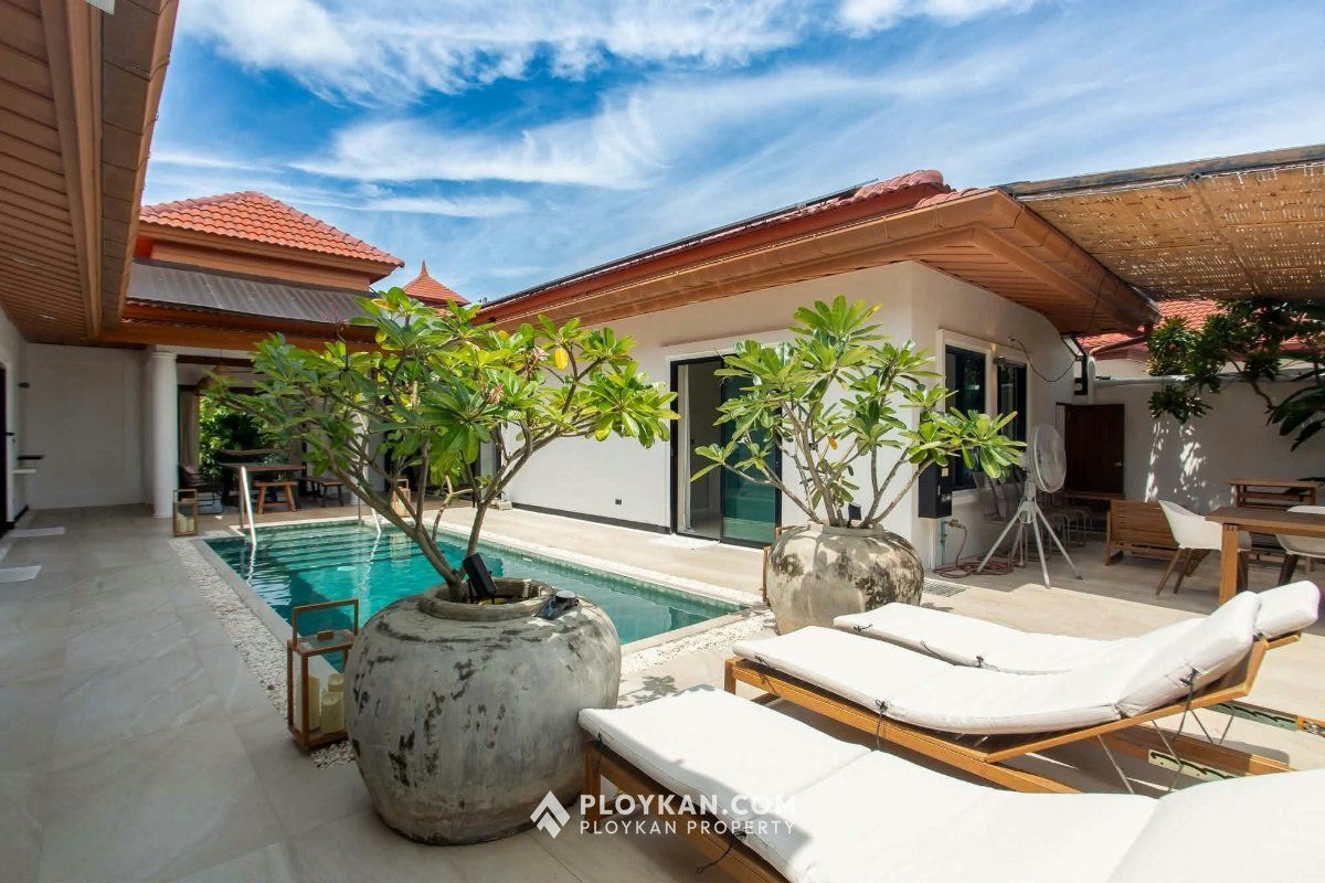 Fully Renovated Pool Villa for sale in Hua Hin Soi 116