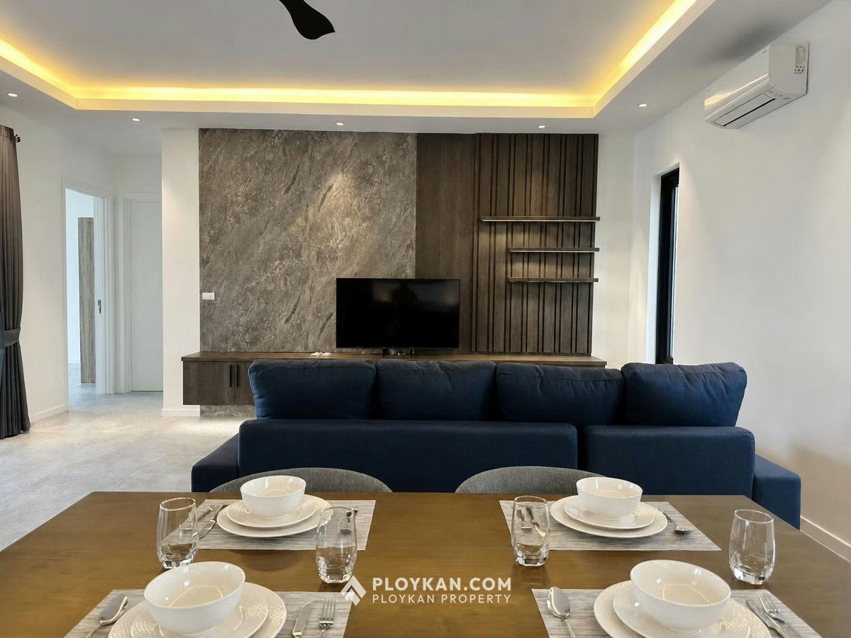 Brand New Modern Luxury Pool Villa for Rent