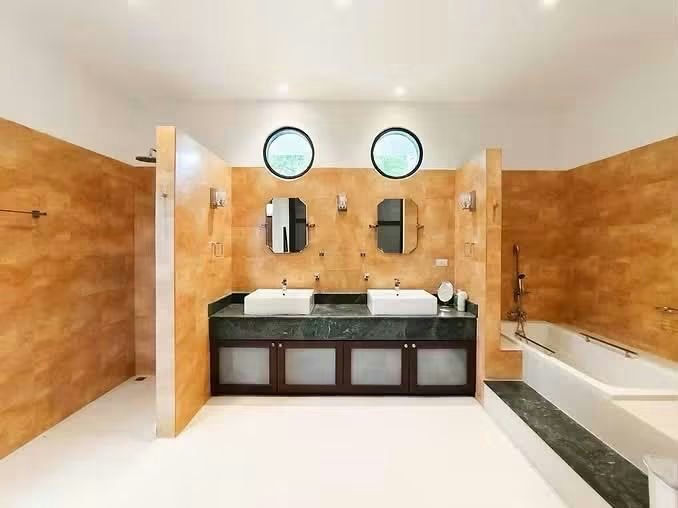 Exclusive Pool Villa For Sale at Palm Hills Golf Course