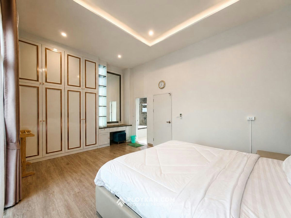 Spacious 4-Bedroom House in Supalai Ville, Hin Lek Fai for Rent