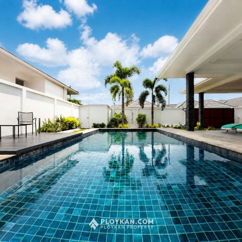 Pet Friendly 3-Bedroom Pool Villa in Aria1 for Rent
