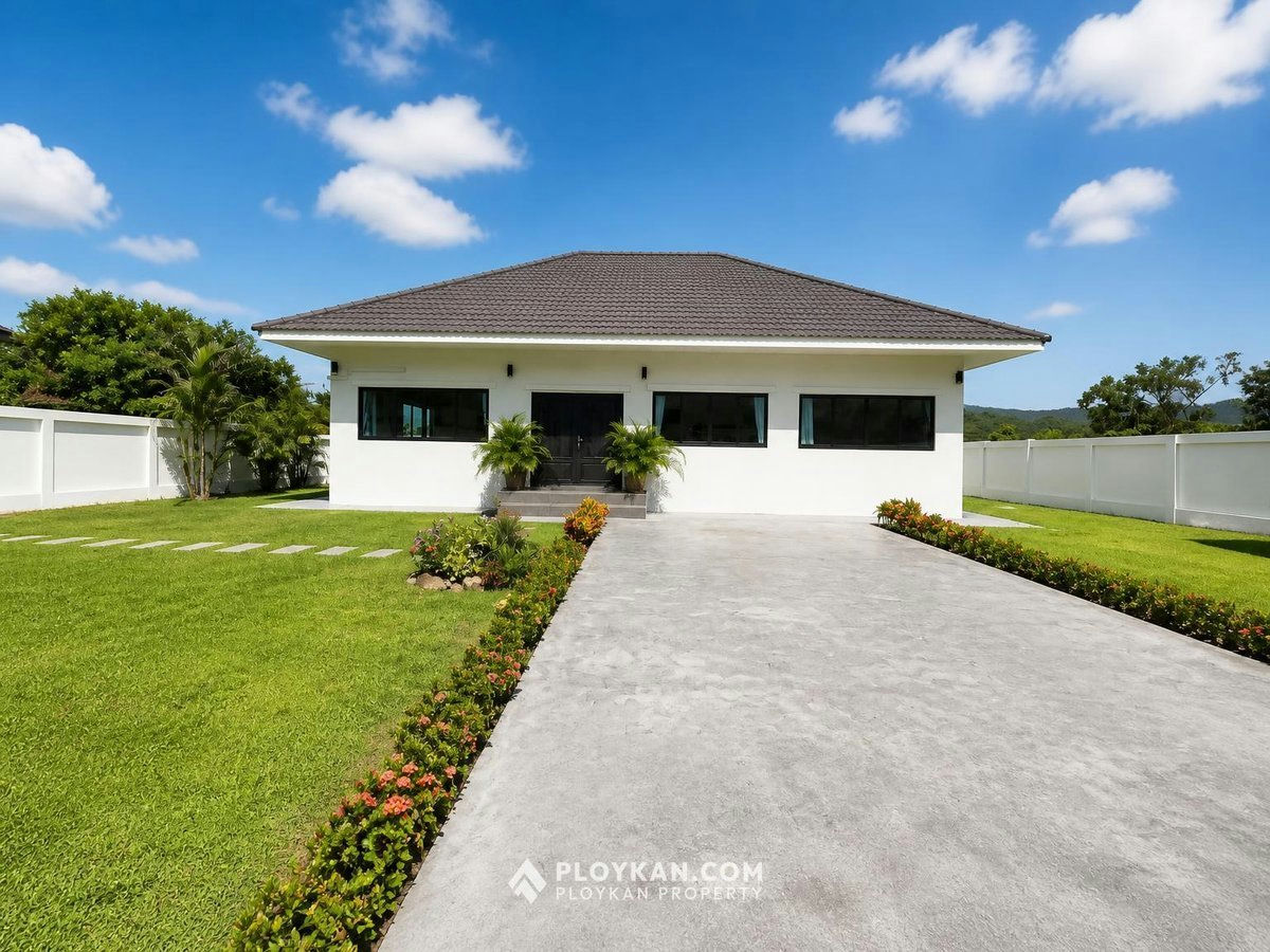 3 Bedroom House in Khao Tao for Sale