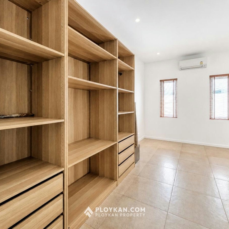 3-Bedroom Pool Villa in Aria 1 for Rent