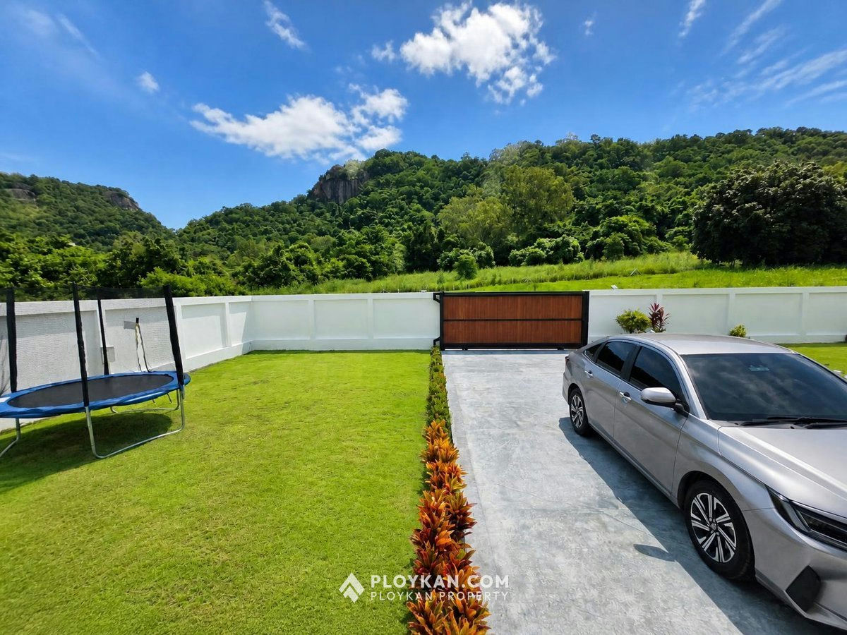 3 Bedroom House in Khao Tao for Sale