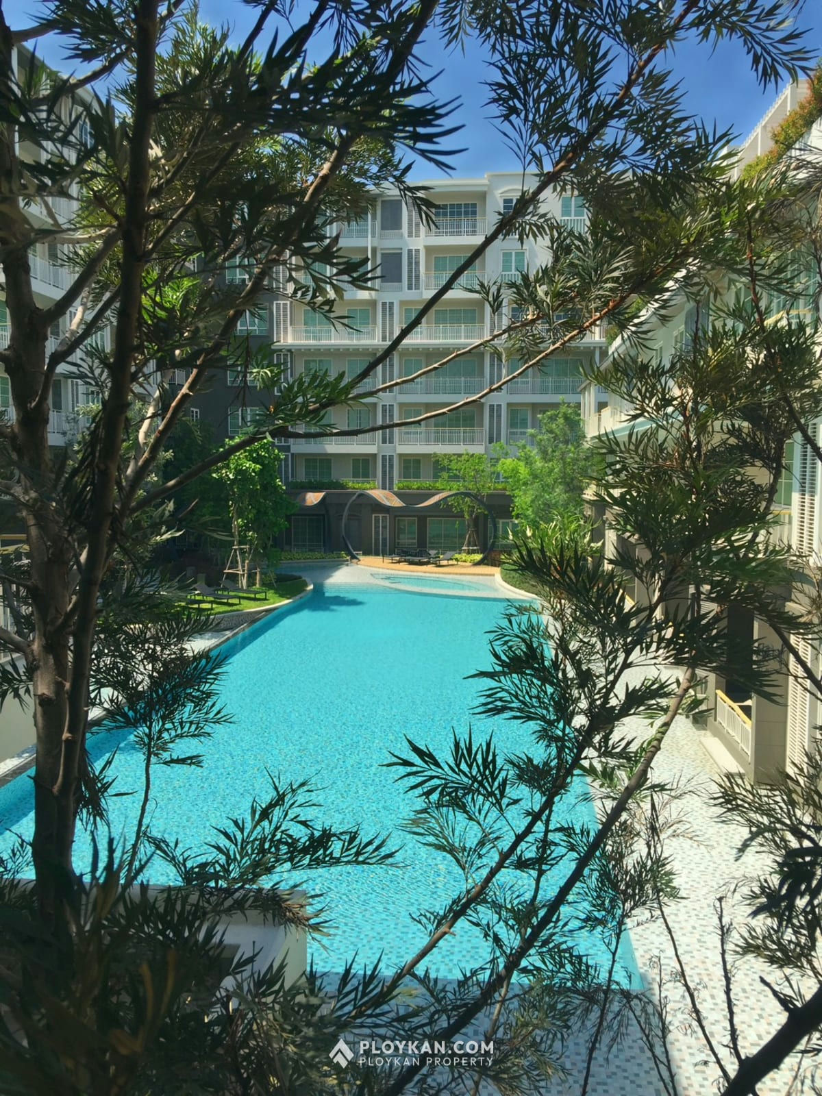 🔥 Price Reduced! – 1 Bedroom Condo with Golf Course View for Sale