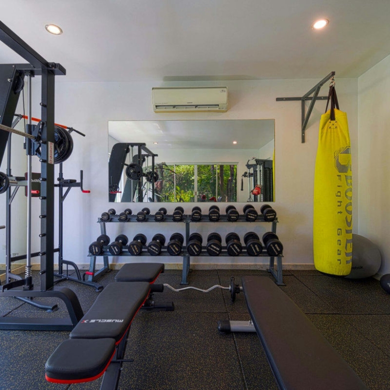 6 Bedroom Villa for Sale in Palm Hills Golf Club, Cha-Am