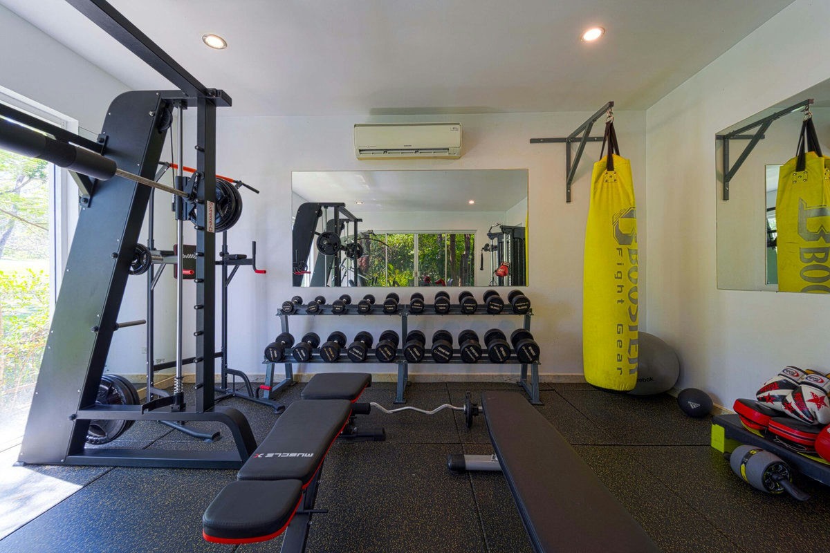 6 Bedroom Villa for Sale in Palm Hills Golf Club, Cha-Am