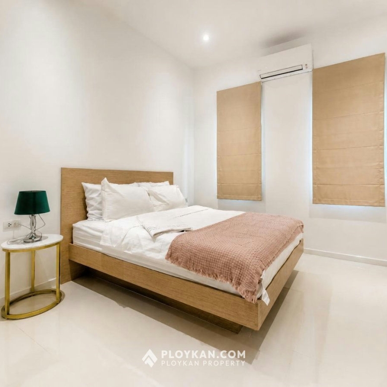 Pet Friendly 3-Bedroom Pool Villa in Aria1 for Rent