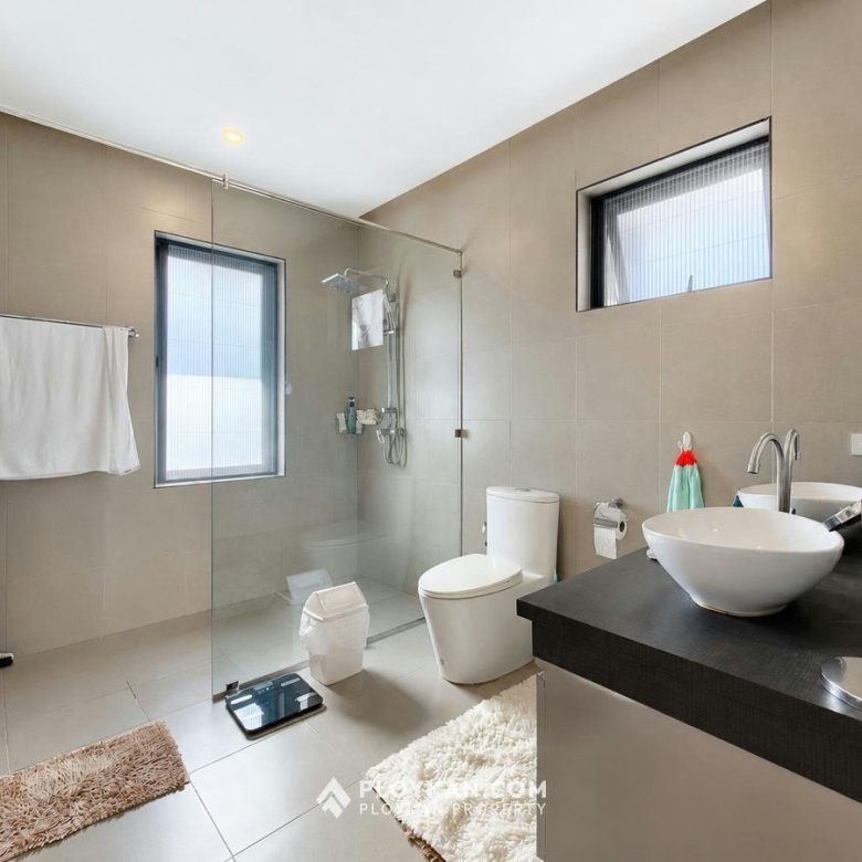 Private Riverside 3-Bedroom Pool Villa in Pranburi for Sale