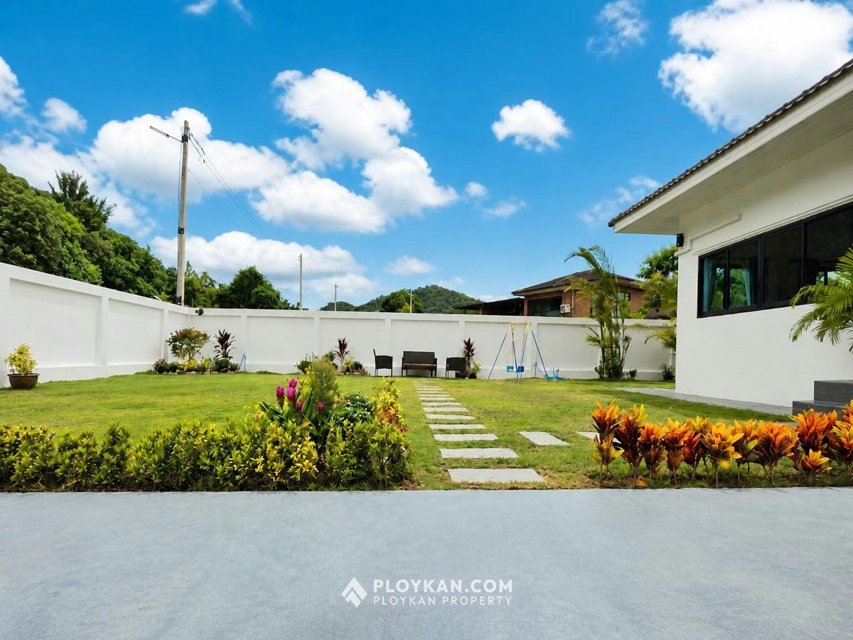 3 Bedroom House in Khao Tao for Sale