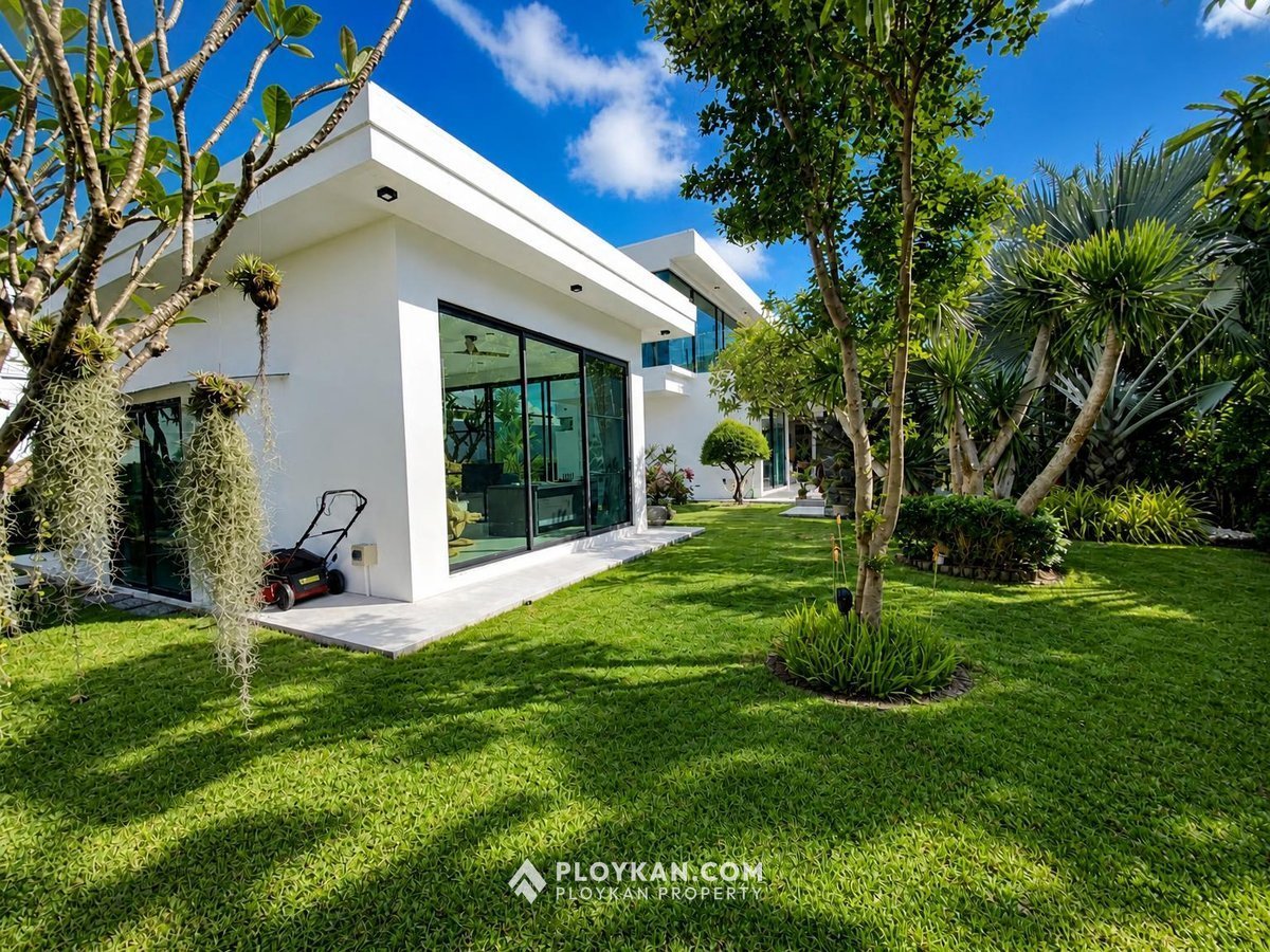 Luxury 4-Bedroom Pool Villa in La Lua, Hua Hin for Sale and Rent