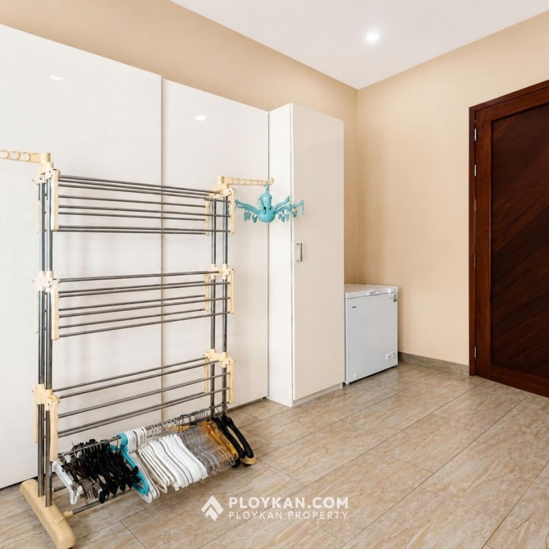 Luxury Pool Villa in Sam Roi Yot for Sale