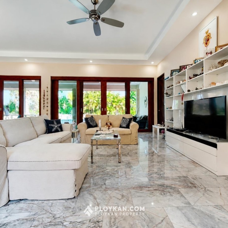 Luxury Pool Villa in Sam Roi Yot for Sale