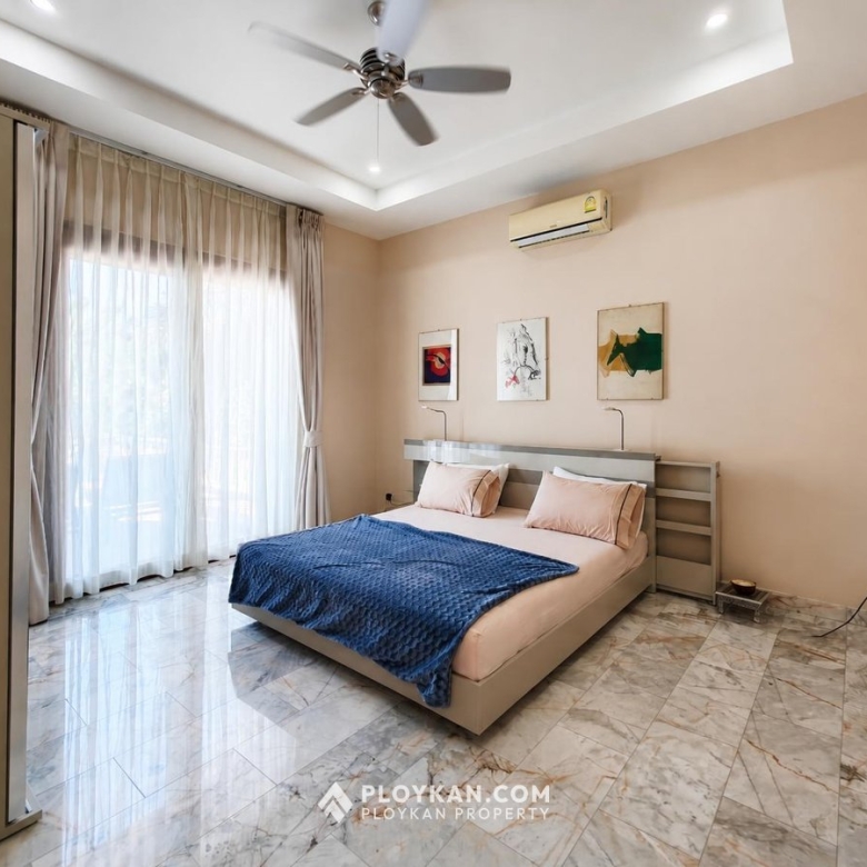 Luxury Pool Villa in Sam Roi Yot for Sale