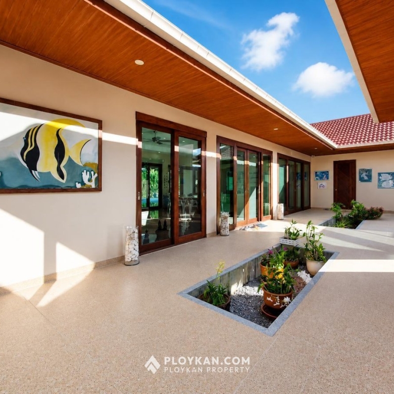 Luxury Pool Villa in Sam Roi Yot for Sale