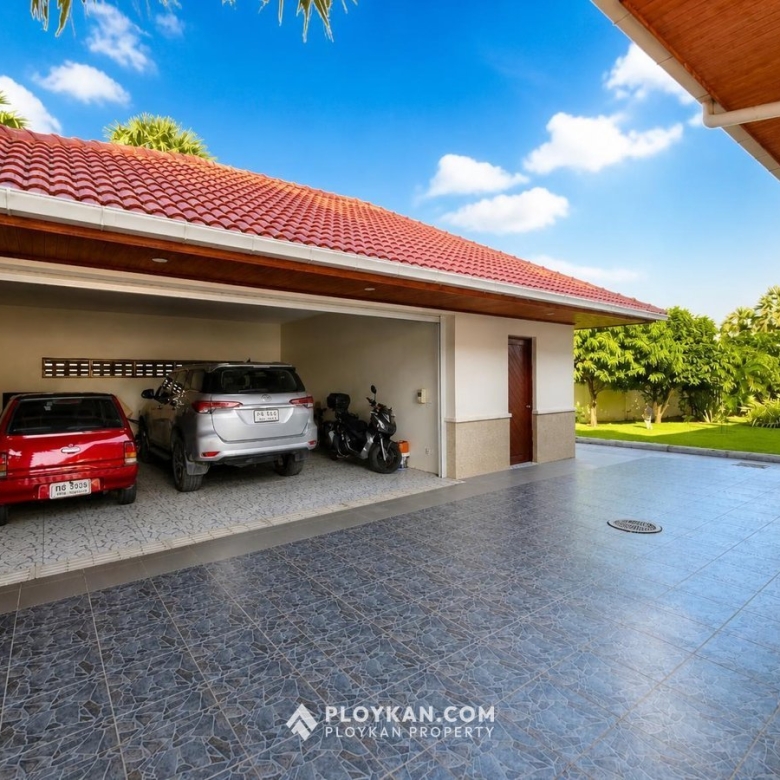 Luxury Pool Villa in Sam Roi Yot for Sale