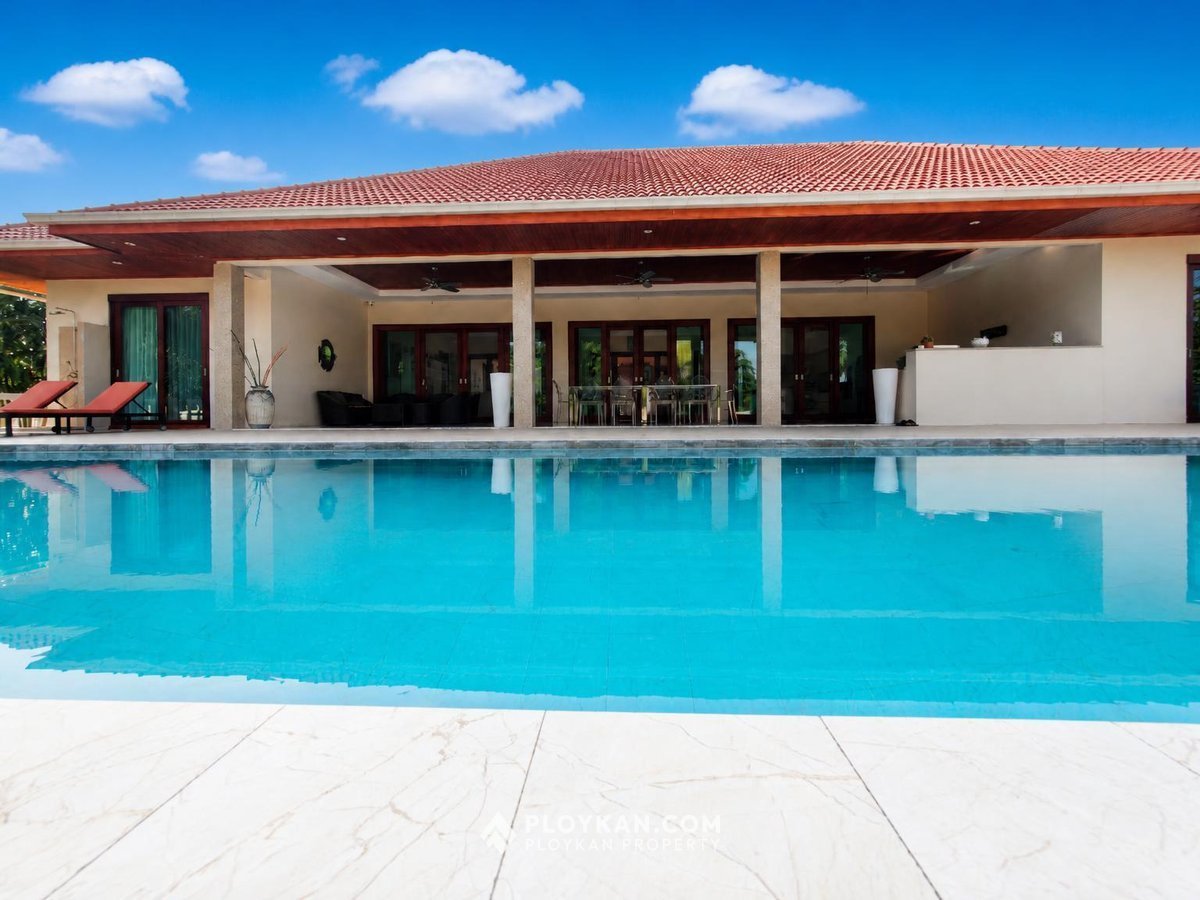 Luxury Pool Villa in Sam Roi Yot for Sale