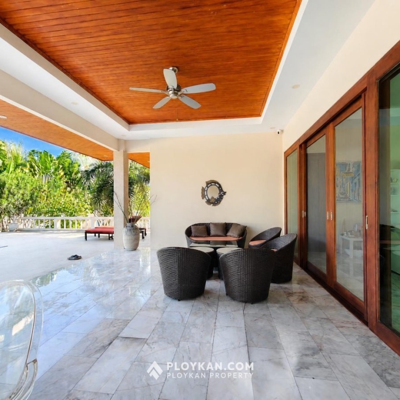 Luxury Pool Villa in Sam Roi Yot for Sale