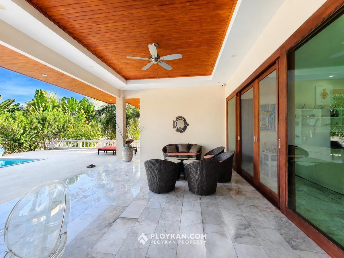 Luxury Pool Villa in Sam Roi Yot for Sale