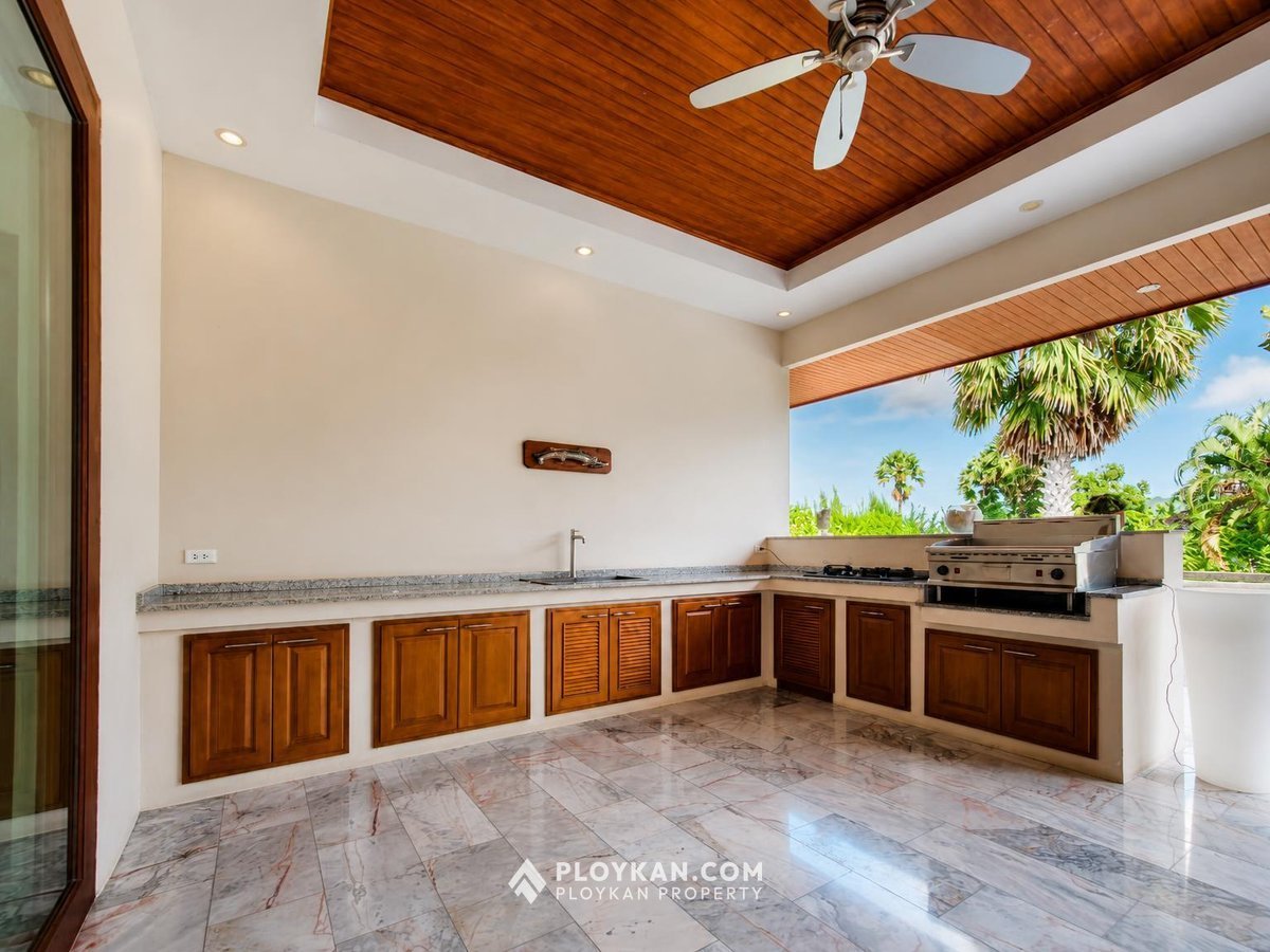 Luxury Pool Villa in Sam Roi Yot for Sale