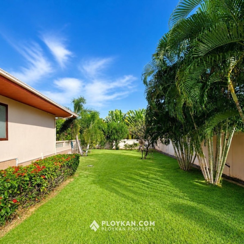 Luxury Pool Villa in Sam Roi Yot for Sale