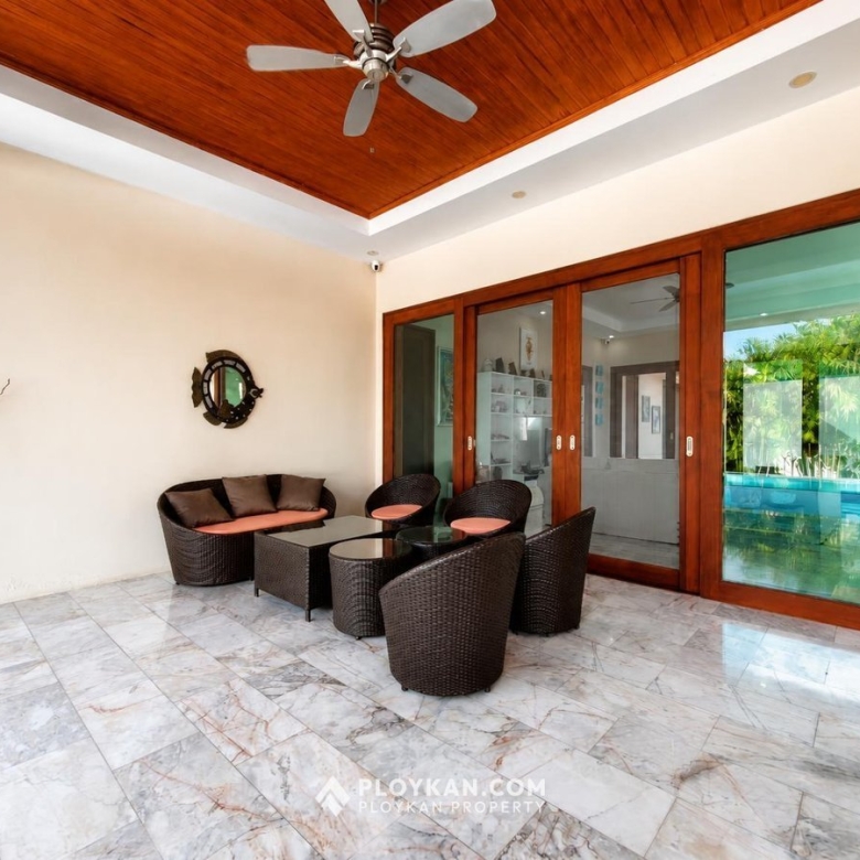 Luxury Pool Villa in Sam Roi Yot for Sale